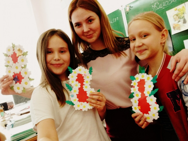 Файл:MBZrvSinmzI.jpg